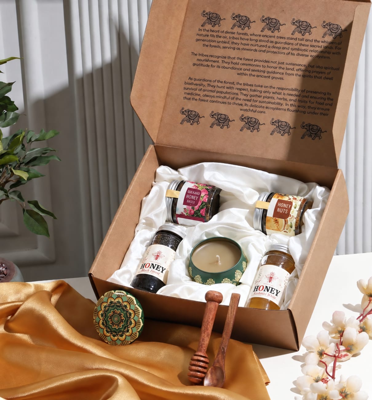 White Honey and Gulkand Candle Gift Box