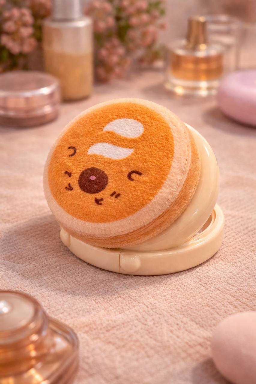 Burger-Shaped Folding Mirror and Comb