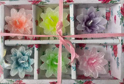 Six-Piece Flower-Shaped Candle Set